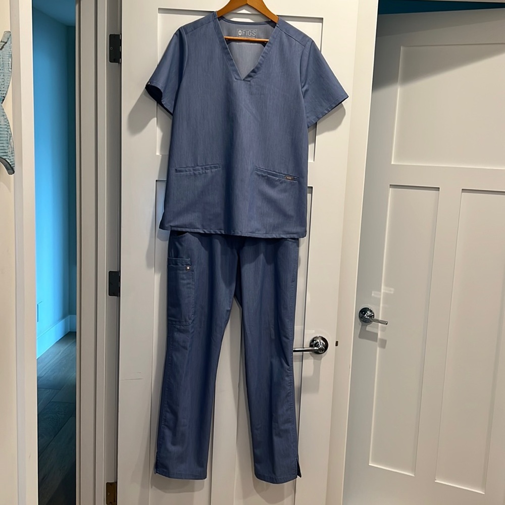 Figs Heather Indigo Color (Limited Edition)  Lg Casma Top & Med Kade Pant